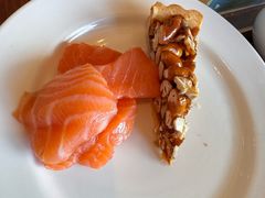 -鲤鱼洲酒店港鲤咖啡厅