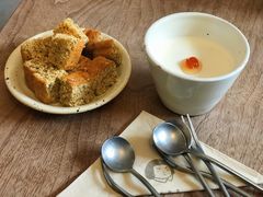 茶糕蘸茉莉-知亘茶食