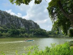 -星湖旅游景区七星岩