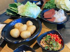 -呷哺呷哺 蔬菜畅吃(中发百旺店)