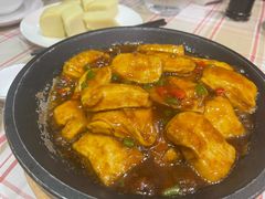 铁板包浆豆腐-花麦地溪边小厨(天台国清寺入口店)