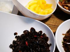 -每食每刻·皖北新民地锅鸡
