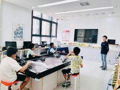 -艾克瑞特AI机器人·少儿编程·STEAM教育(万达校区)