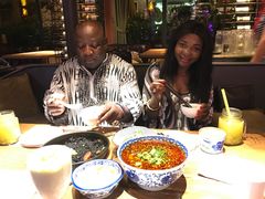 -胡桃里音乐餐厅(陶溪川店)(川湘赣菜·世界百大酒庄直供红酒·音乐表演)