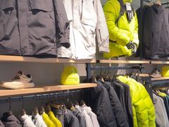 -凯乐石KAILAS(万国奥特莱斯店)