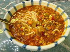 小锅米线-浩海火燒雲傣家菜(静安芮欧店)
