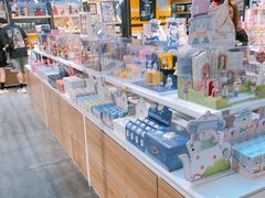 -泡泡玛特POPMART(崇文门国瑞城店)