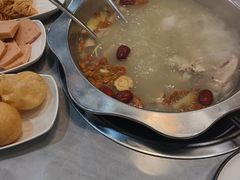 -光头药膳鸡(莱茵小镇店)