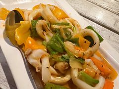 -卷心菜和避孕套餐厅(Pattaya)