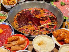 -萍姐火锅·公路夜市(武汉首店)