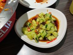 京城拍黄瓜-胖哥俩肉蟹煲(杭州大厦中央广场店)