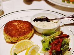 招牌蟹肉饼-Wolfgang’s Steakhouse 沃夫冈牛排馆(上海白玉兰广场店)