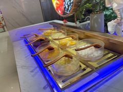 -享遇.锅姥姥牛排海鲜自助(小寨店)