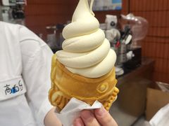 鱼饼冰淇淋-高力乐面包咖啡厅(西塔店)