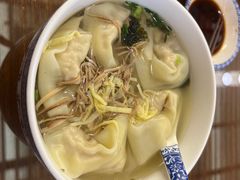 -笑来喜馄饨小笼工坊店(湖滨街店)