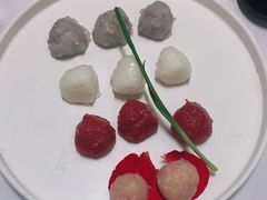 -红鼎豆捞·非遗鲍皇汤火锅(宝丰路店)