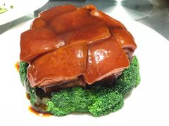红烧肉-苏雅经典名食(国际海水浴场店)