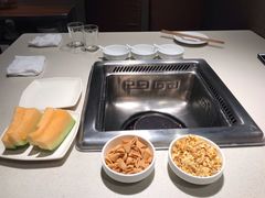 -海底捞火锅鲜切牛肉主题店(长寿路店)
