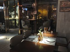 -卡普里披萨·牛扒·下午茶