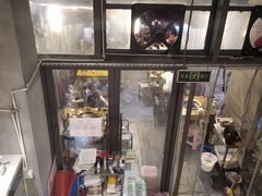 -周幺妹重庆老火锅(银泰城总店)