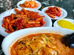 辣海鲜面-桃园中华料理炸酱面(燕儿岛路店)