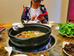 -乳仔牛牦牛汤锅 烤羊排(松潘古城店)