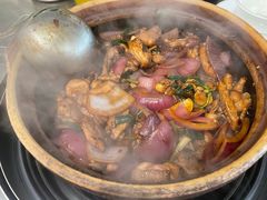 -胡须佬鸡煲四季火锅店(石厦西村直营店)