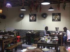 大堂-老船夫石锅苗苗鱼·老字号(三道堰总店)