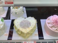 -花花卷卷·鲜食蛋糕(静安久光百货店)
