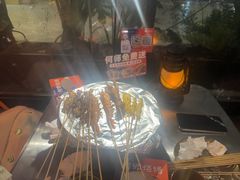 -何师烧烤Pro ·江湖川菜·小龙虾·精酿(太古里旗舰店)