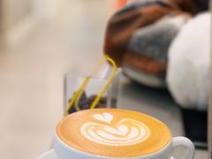 原味拿铁-YECLIP COFFEE黄色回形针咖啡