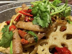 -万重锦·人文川菜馆(骡马市店)