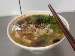 -文山荷鲜居(翠湖店)