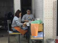 -荣巷小馄饨(荣巷店)