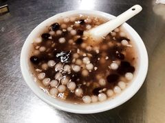 -芳婆糕团店(王府大街店)