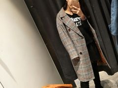 -URBAN REVIVO(高德置地广场·春广场店)