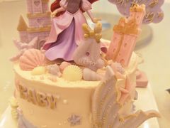 -咖咖熊蛋糕定制·英国蓝风车动物性淡奶油