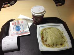 面皮+肉夹馍+芒果汁-魏家凉皮(十里河店)