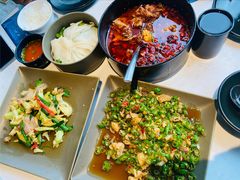 -本来精品川菜(嘉里中心店)