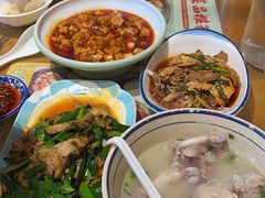 -易老妈蹄花.特色川菜(人民公园总店)