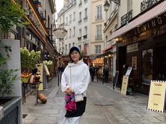 -乐蓬马歇百货公司(Rive Gauche)