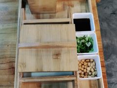 -胡同小馆(新威路店)