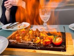 田园澳洲骰子牛肉-蜜桃花开·中西融合菜E&W(南长街店)