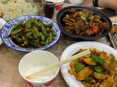 -江城燕子大排档(江汉路步行街店)