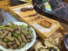 -海拉尔碳烤羊腿烤鸽子(吕营店)