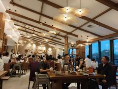 大堂-芳草地度假酒店·野炉中餐厅