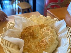 -刘记羊汤·烧饼夹肘子