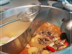 -左庭右院鲜牛肉火锅(金山万达店)