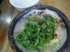 -丽华叶儿粑总汇