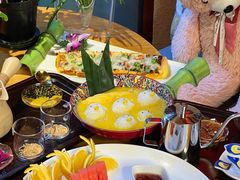 -月亮眼花园餐厅书吧酒吧